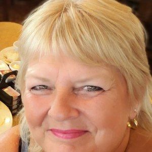 Meet your Posher, Stacey